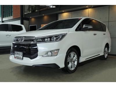 2017 Toyota Innova 2.8 (ปี 16-20) Crysta V Wagon AT รูปที่ 2